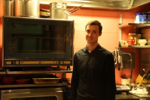 Benjamin TAYLOR, waiter and today's sous-chef at La Cantine.  Photo credit: Valerie BRUN / Helsinki Times